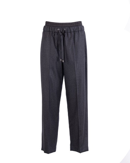 Shop BRUNELLO CUCINELLI  Pantalone: Brunello Cucinelli pantalone Baggy Cigarette in flanella di lana vergine con Satin Waistband Insert.
Pantalone pull-up con coulisse.
Fascia elasticizzata in vita.
Tasche frontali.
Tasche posteriori a filetto.
Composizione: 100% Lana vergine.
Fabbricato in Italia.. ME226P8453-C005